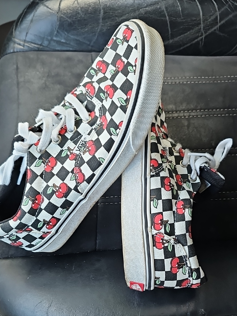 Vans Doheny Black White Checkerboard Sneakers with Red Cherry Print Size 9 - Picture 5 of 8